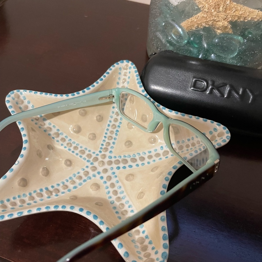 Dkny Tortoise Blue Frames. - image 4